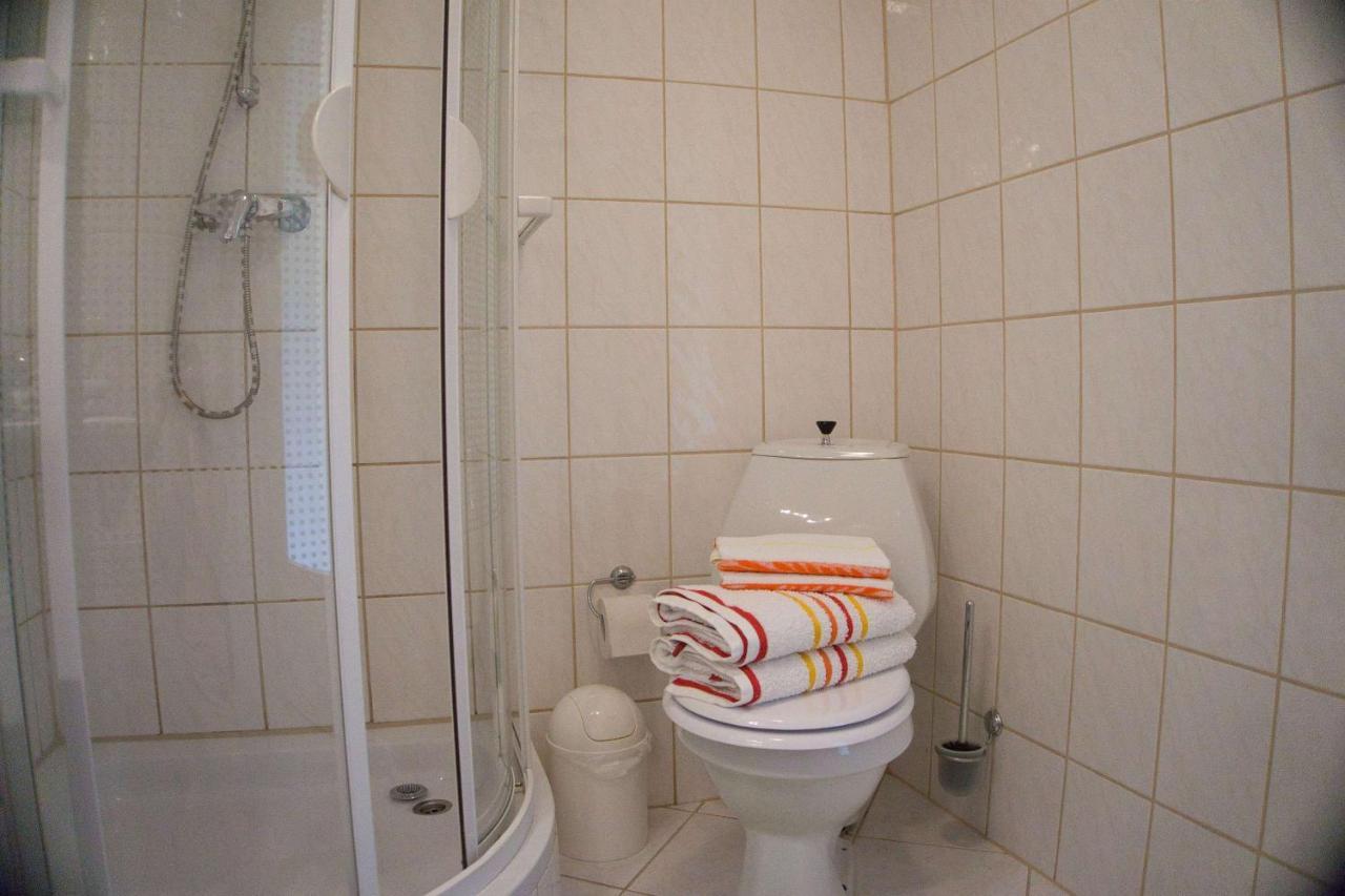 F-1042 Ferienwohnung Enna Sellin  Exterior foto